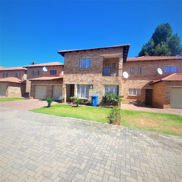 3 Bedroom Property for Sale in Waterval East North West